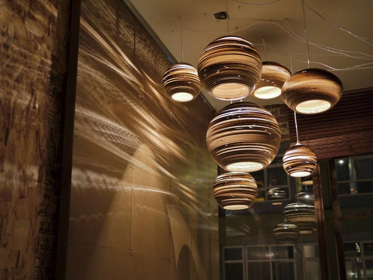 Graypants Moon18 Hanglamp Bruin Karton Ø45x40cm 3 Graypants Moon18 Hanglamp Bruin Karton Ø45x40cm - Afbeelding 3