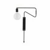 House Doctor Swing Wandlamp Zwart Metaal Messing