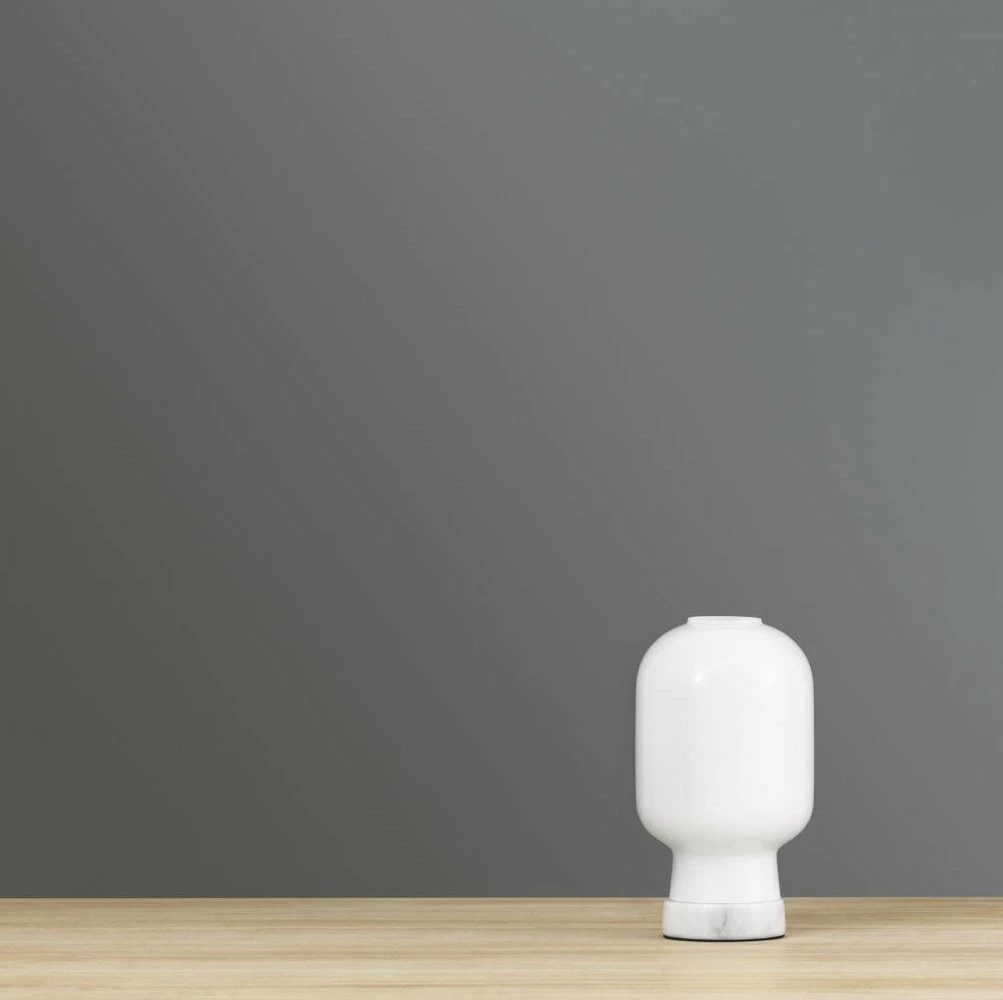 Normann Copenhagen AMP Tafellamp Wit 2 Normann Copenhagen AMP Tafellamp Wit - Afbeelding 2